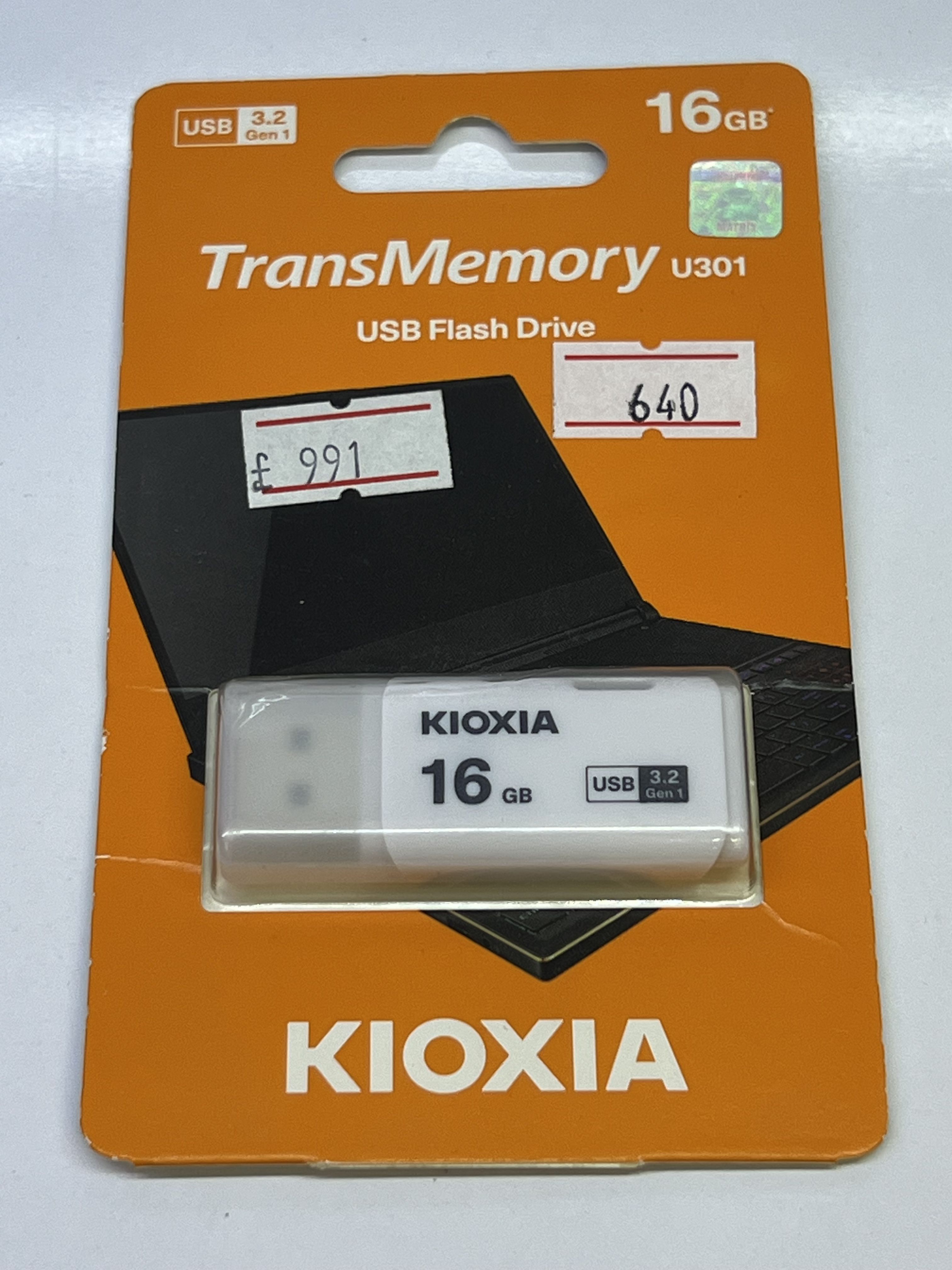 فلش مموری کیوکسیا مدل U301 ظرفیت 16 گیگابایت با رابط USB 3.2
